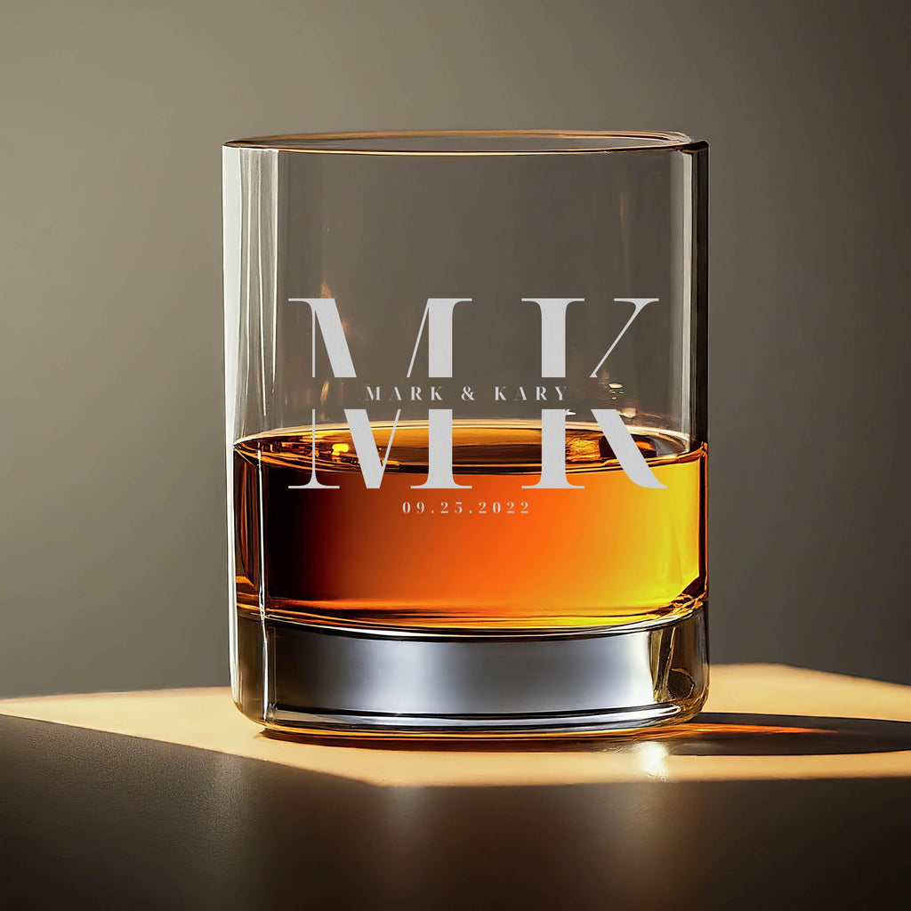 Personalized Whiskey Glass Set, Wedding Glass, Custom Wedding Gift, Wedding Favor, Engagement Gift, Bachelorette gift, Set of Rocks Glasses