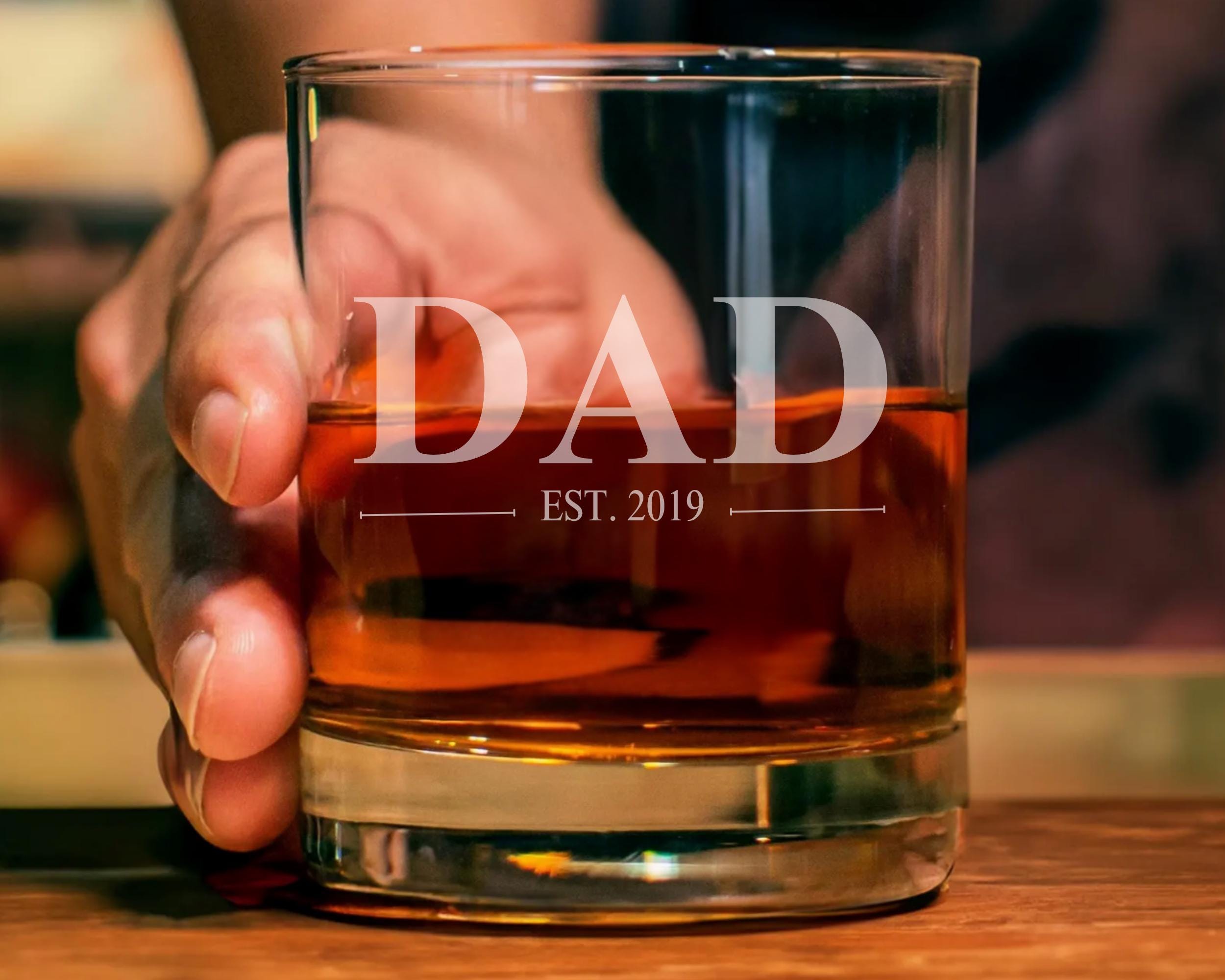 Personalized Dad Established YEAR Whiskey Glass - Custom Engraved 10oz Straight Bourbon Glass - Father's Day Gift - Dad's Birthday Gift